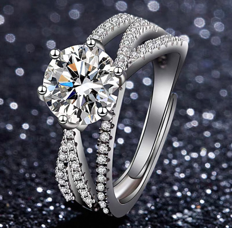 1.0 Carat Moissanite
Diamond Ring