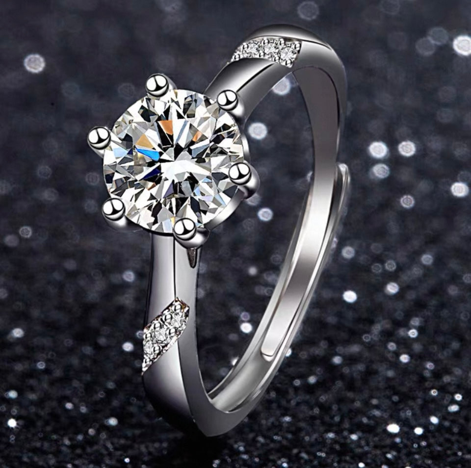 1.0 Carat
Moissanite
Diamond Ring