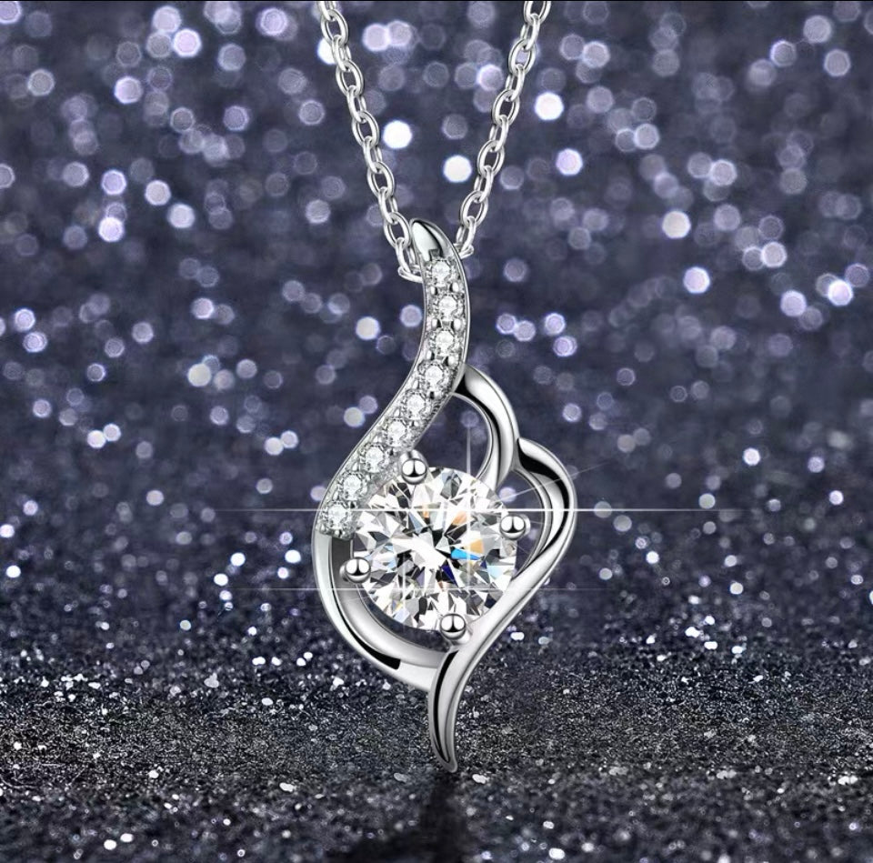 1.0 Carat Moissanite Diamond Necklace