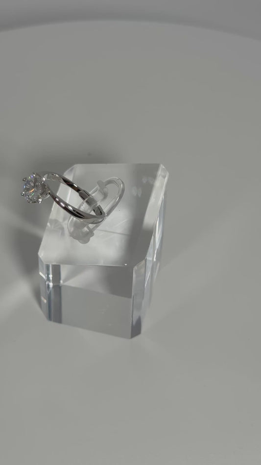 1.0 Carat Moissanite Diamond Ring