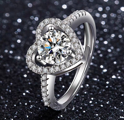 1.0 Carat
Moissanite
Diamond Ring