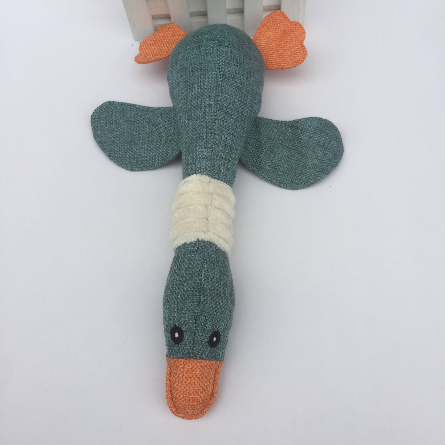 Pet vocalization, grinding teeth, bite resistance, plush cat and dog toys, sackcloth, geese, can be customized, and the factory supplies directly