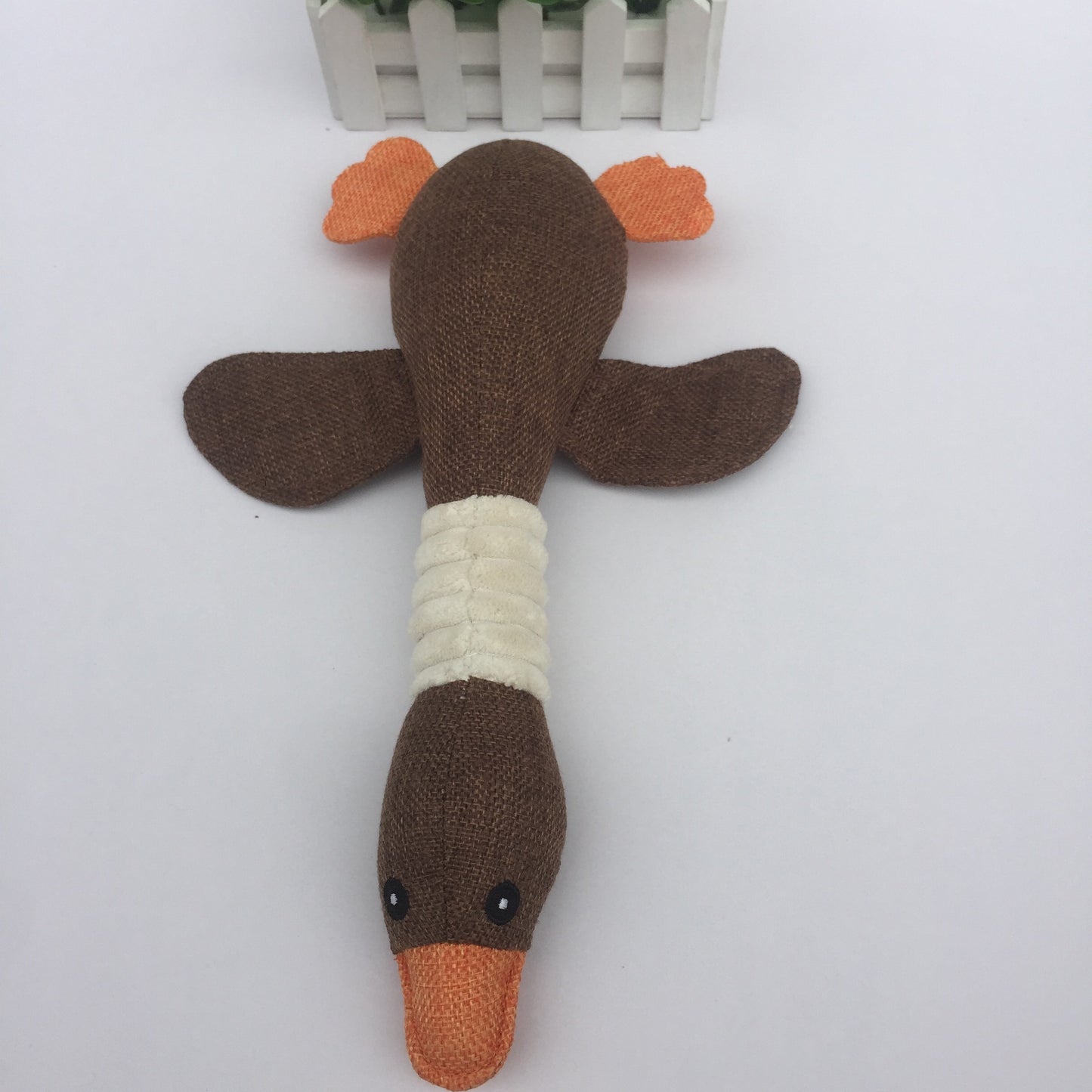 Pet vocalization, grinding teeth, bite resistance, plush cat and dog toys, sackcloth, geese, can be customized, and the factory supplies directly